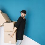 Choosing between Hiring A Moving Company or Moving by Yourself